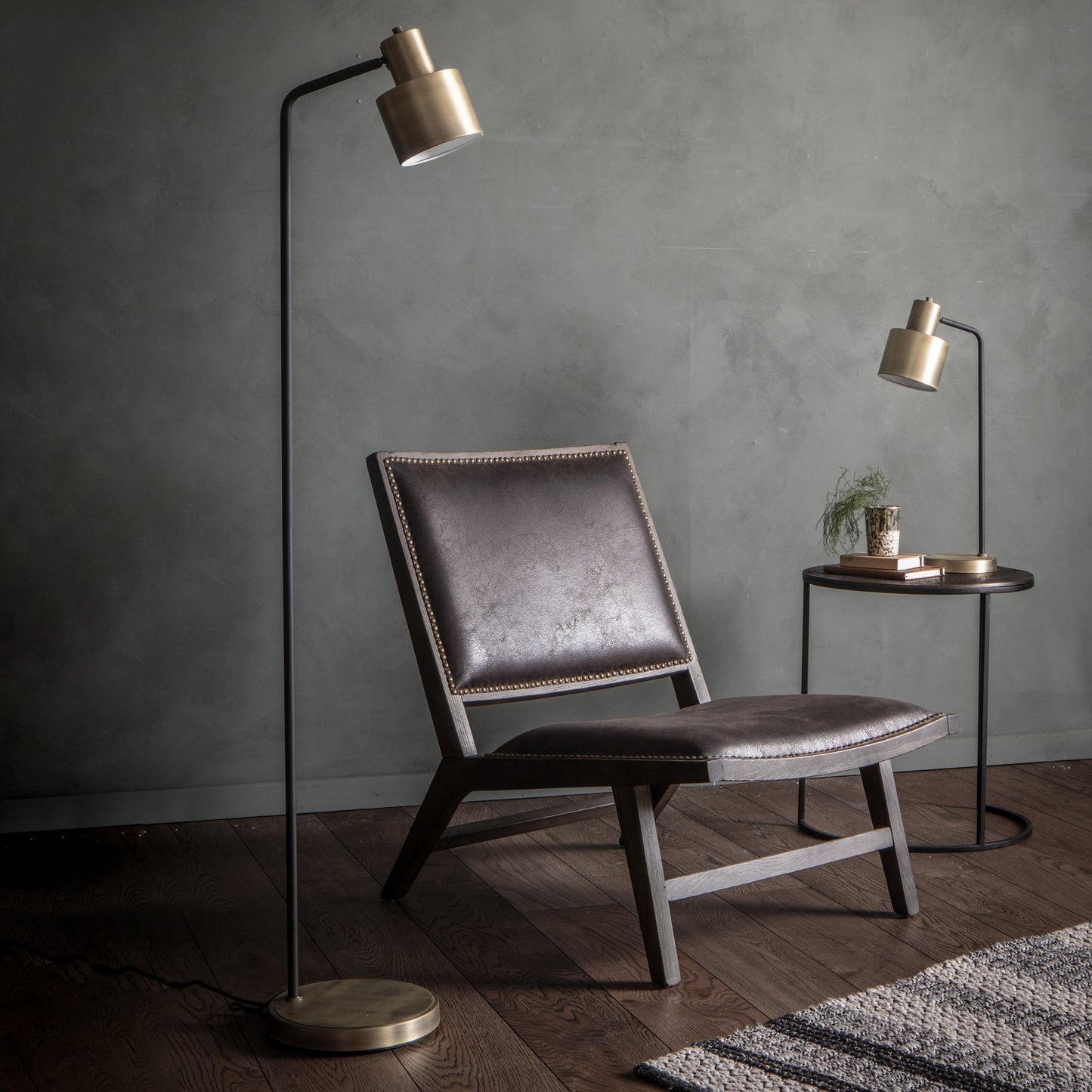 Mayfield Floor Lamp - Brass / Black
