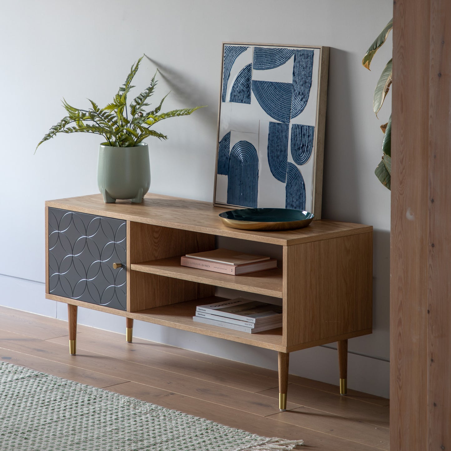Newbury Media Unit - Oak Grey
