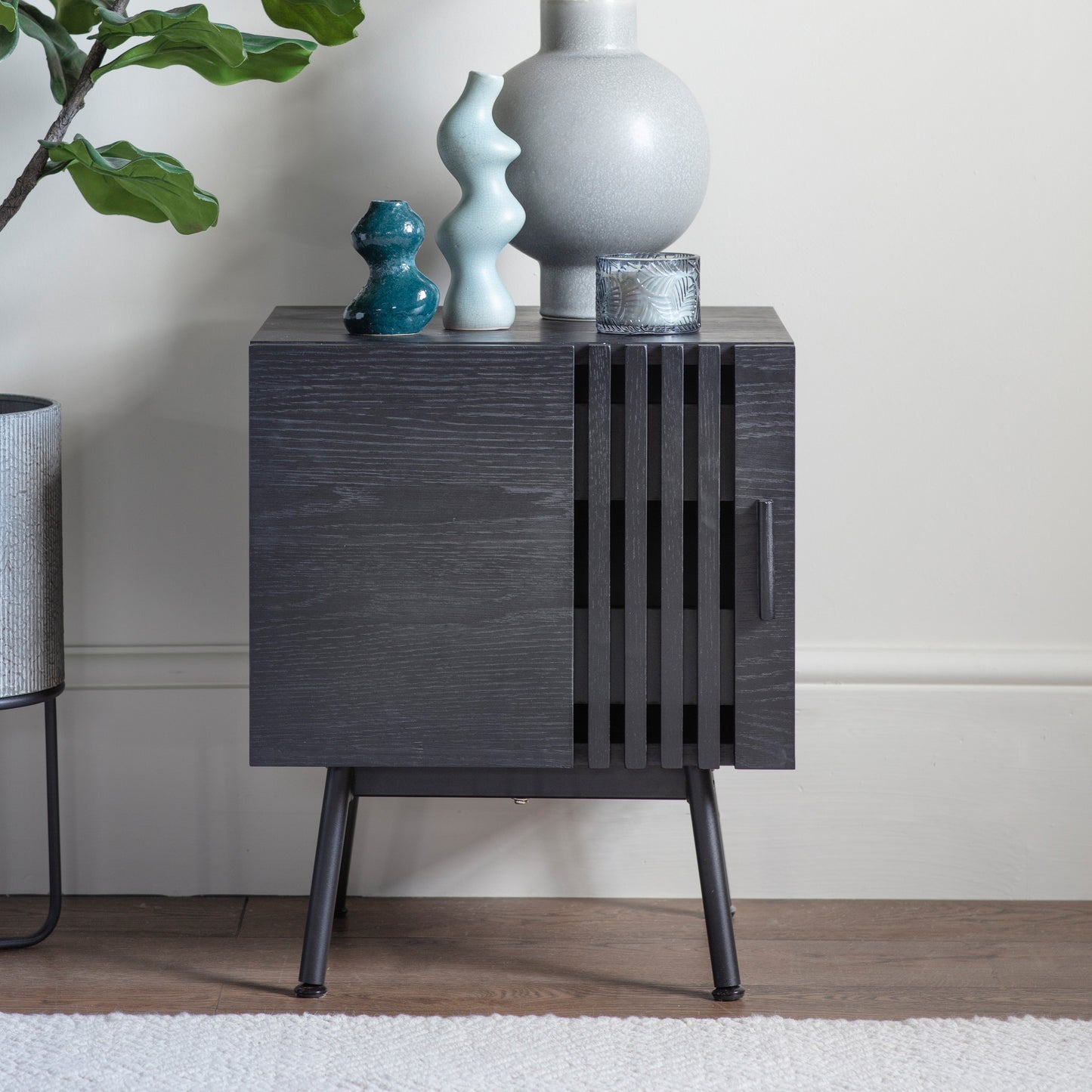 Holsen Side Table - Black